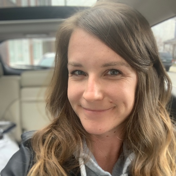 Meet your Posher, Katie - Picture 1 of 1